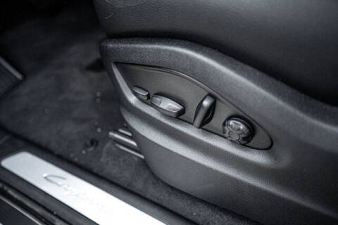 2025 Porsche Cayenne E-Hybrid