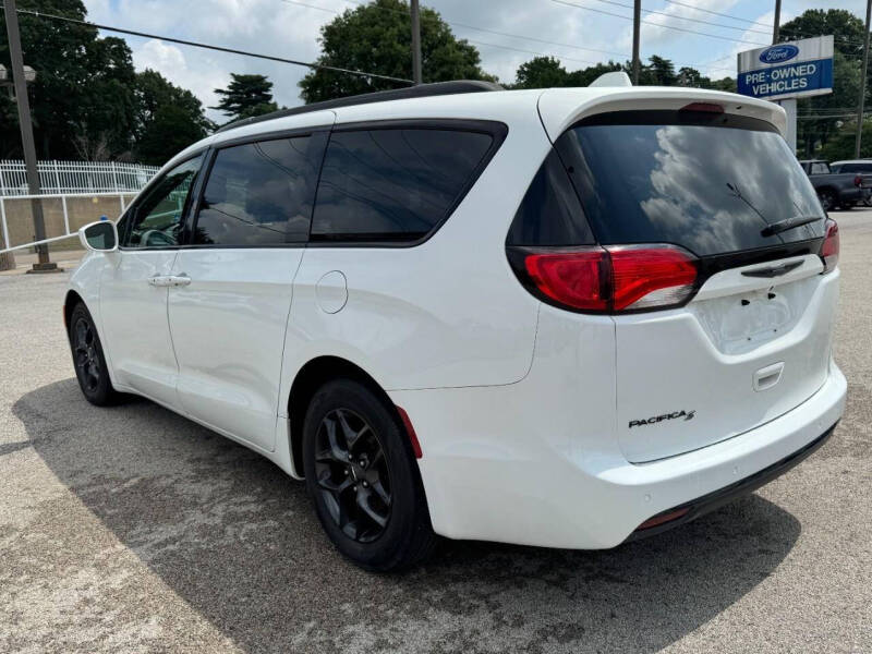 2018 Chrysler Pacifica Touring L Plus