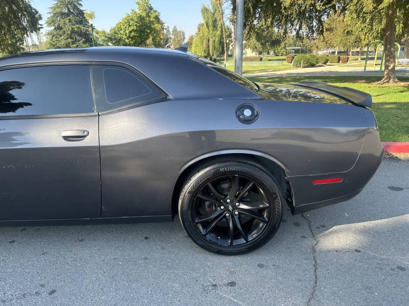 2017 Dodge Challenger