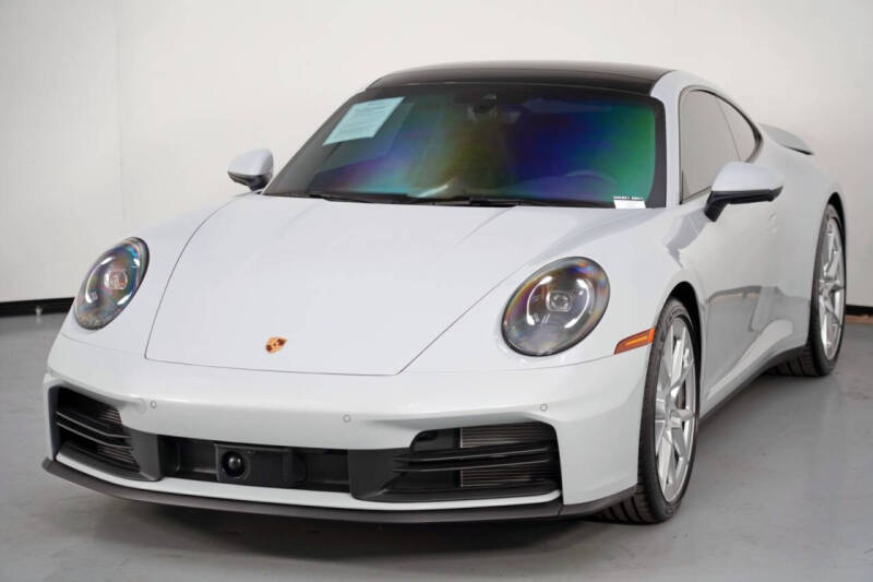 2025 Porsche 911 Carrera