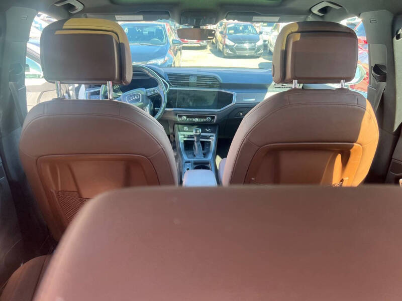 2019 Audi Q3 quattro S line Prem Plus 45 TFSI