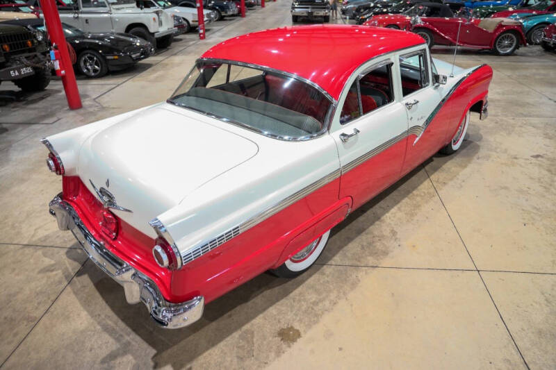 1956 Ford Fairlane