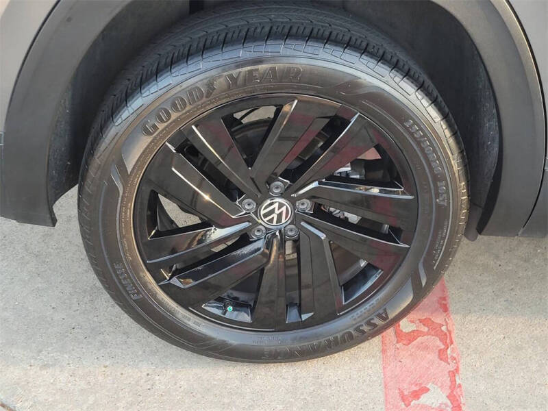 2023 Volkswagen Atlas Cross Sport SE