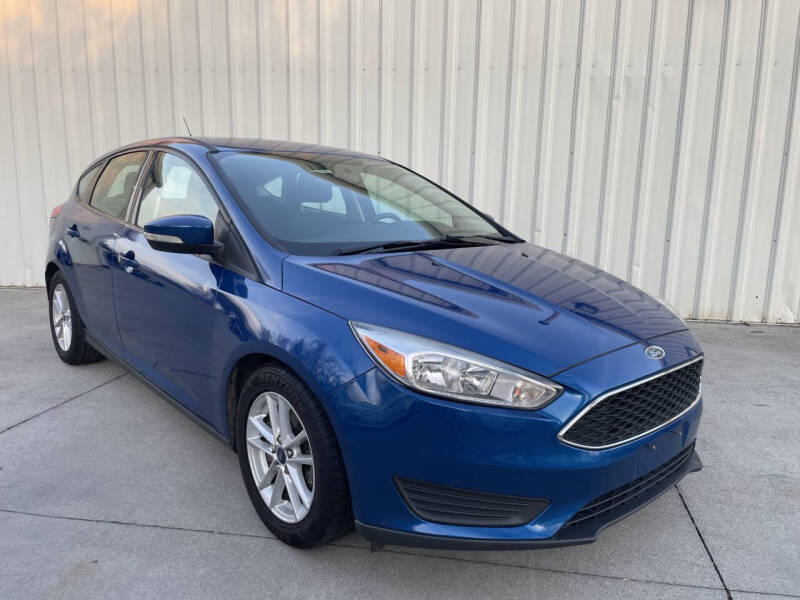 2018 Ford Focus SE's photo