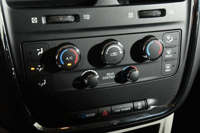 2017 Dodge Grand Caravan SE Plus