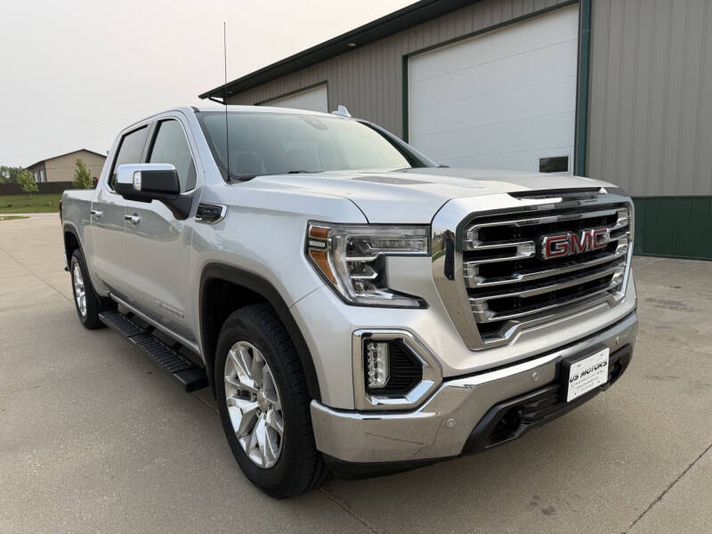 Used 2020 GMC Sierra 1500 SLT with VIN 3GTU9DED7LG107721 for sale in Des Moines, IA