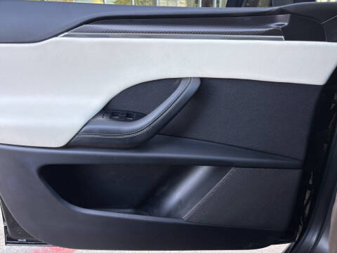 2023 Tesla Model X Plaid