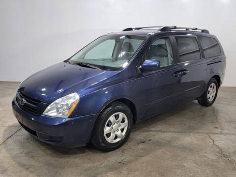 2007 Kia Sedona for sale at PINGREE AUTO SALES INC in Crystal Lake IL