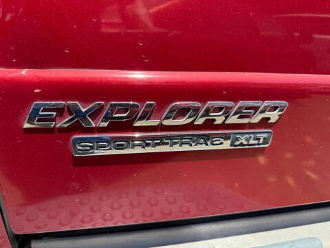 2003 Ford Explorer Sport Trac XLT