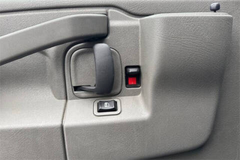 2023 GMC Savana 2500