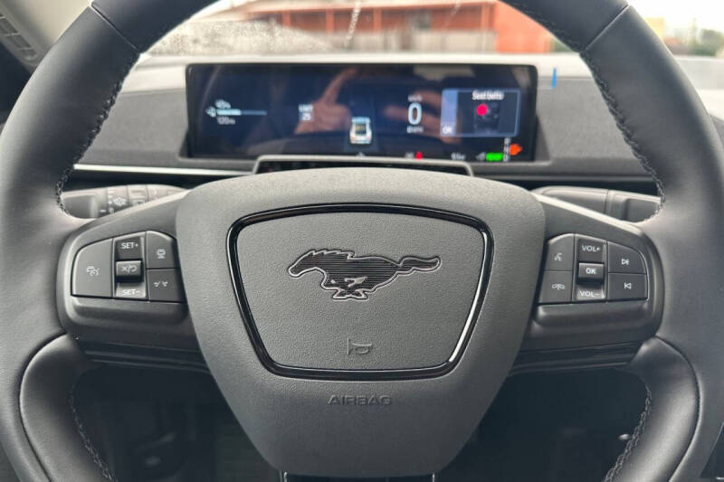 2025 Ford Mustang Mach-E Select