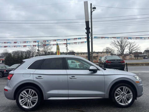 2018 Audi Q5 2.0T quattro Premium Plus