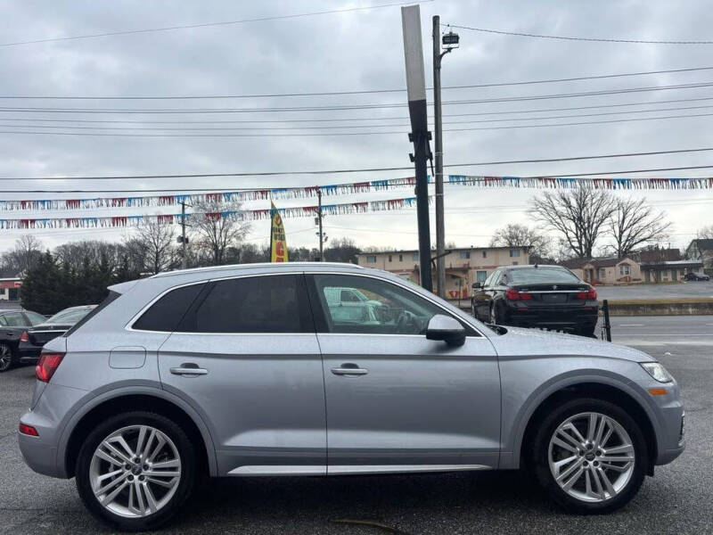 2018 Audi Q5 2.0T quattro Premium Plus