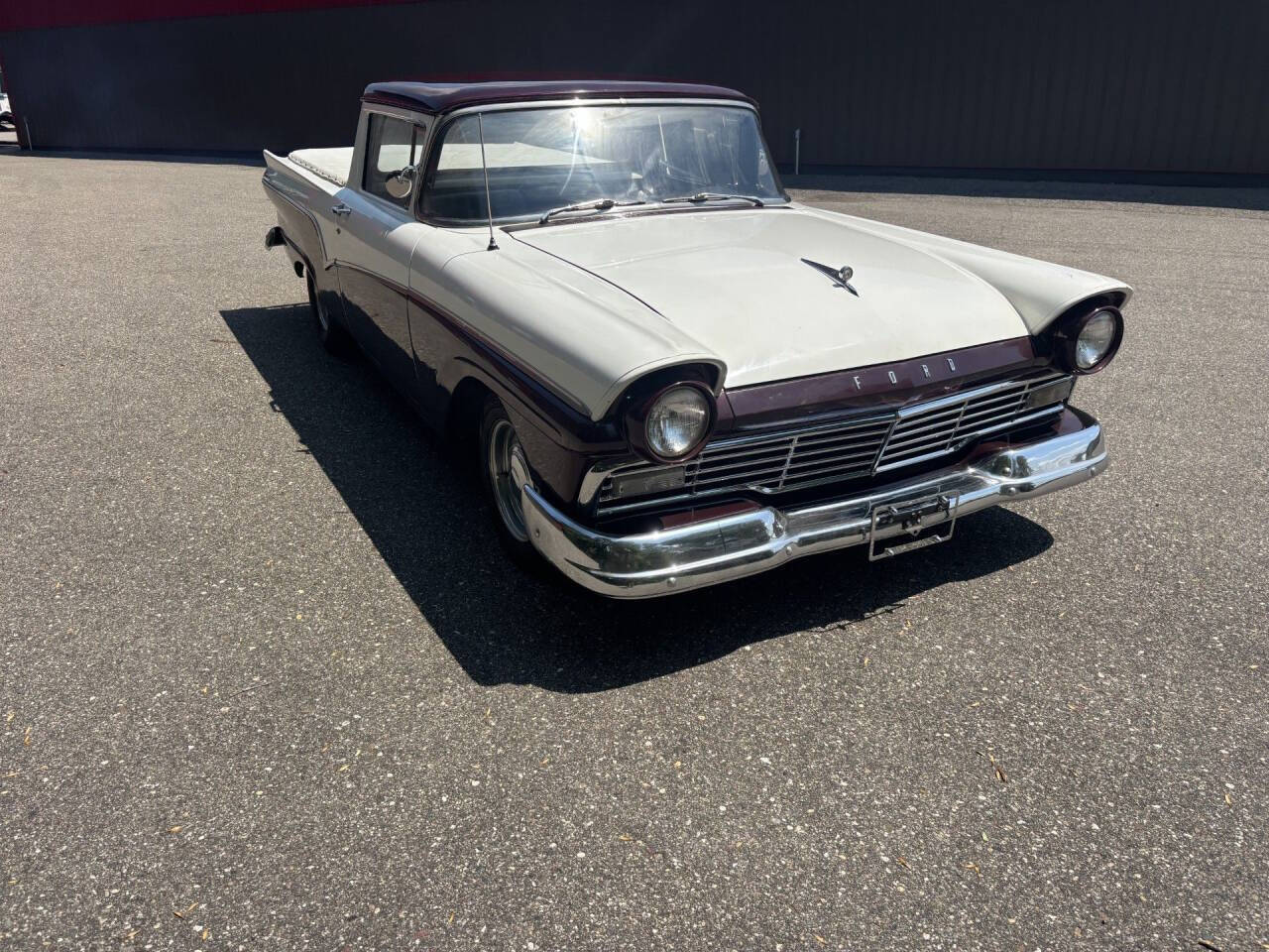 1957 Ford Ranchero 10
