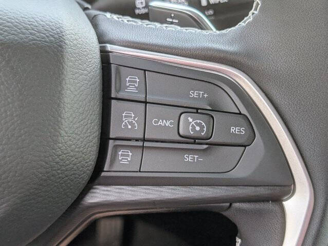 2025 Jeep Grand Cherokee L Laredo X