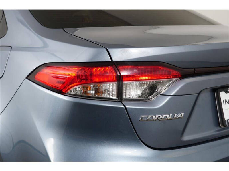 2020 Toyota Corolla Hybrid LE