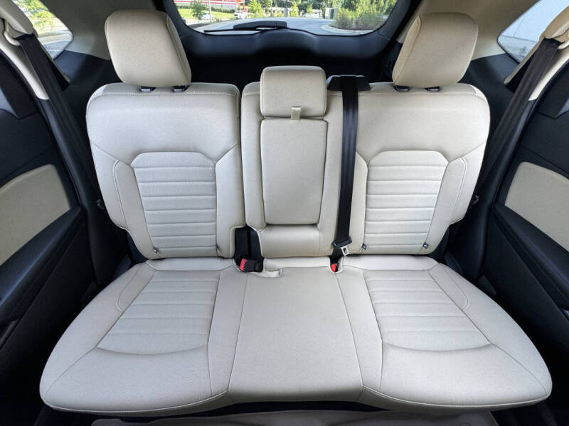 2017 Ford Edge SE