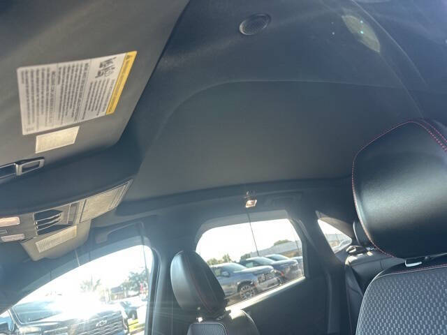 2023 Ford Escape ST-Line Select