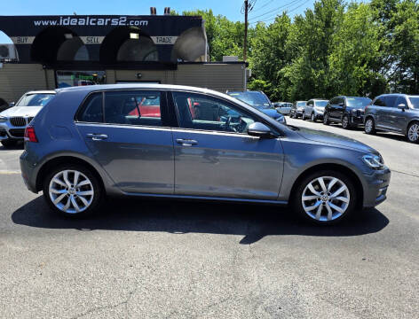 2019 Volkswagen Golf SE