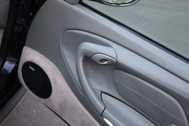 2004 Porsche 911 Carrera 4S