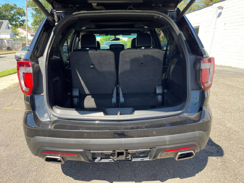 2016 Ford Explorer Sport