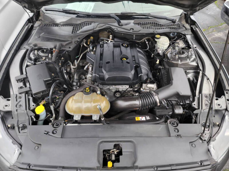 2017 Ford Mustang EcoBoost Premium