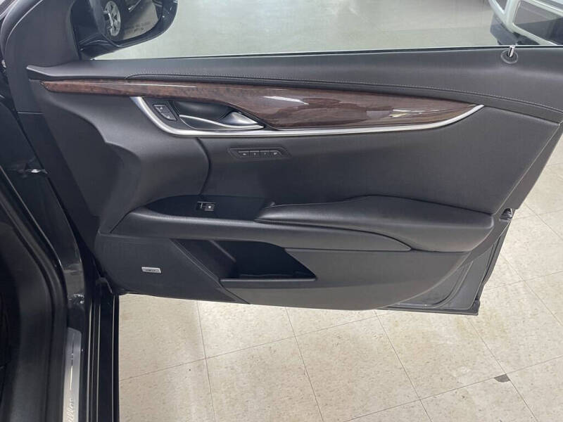 2016 Cadillac XTS Luxury