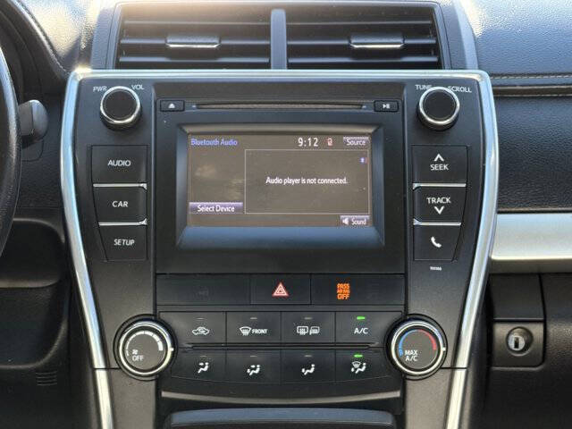 2015 Toyota Camry SE