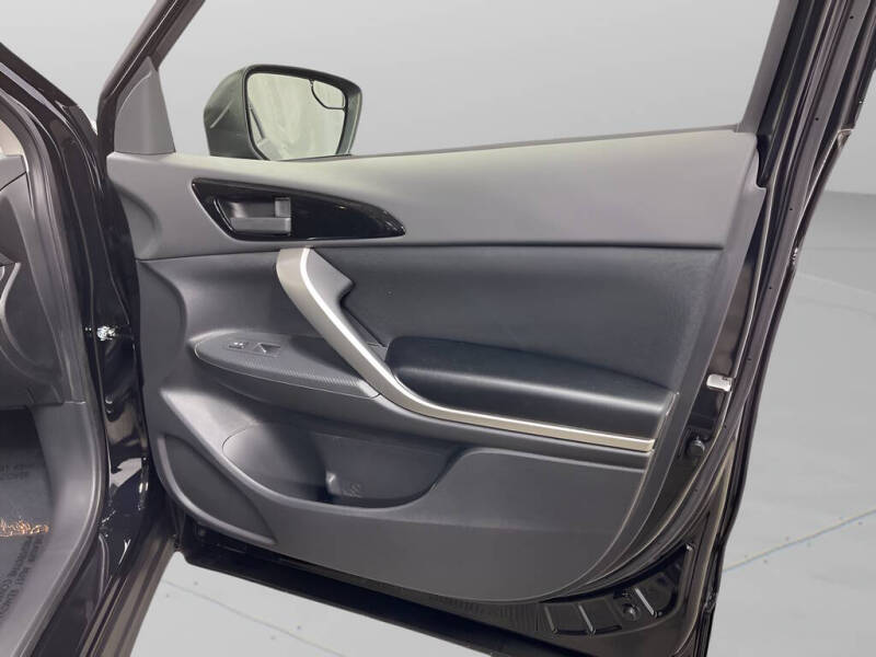 2026 Mitsubishi Eclipse Cross ES