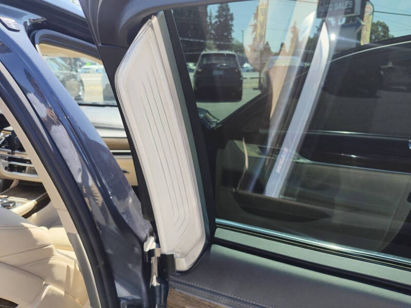 2016 BMW 7 Series 740i