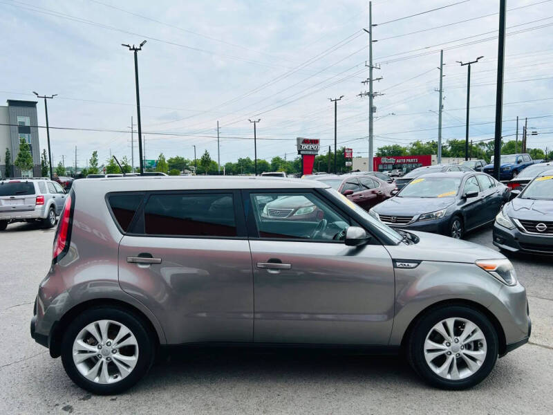 2015 Kia Soul +