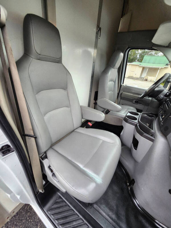 2018 Ford E-Series E-350 SD