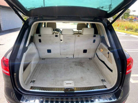 2011 Volkswagen Touareg Hybrid