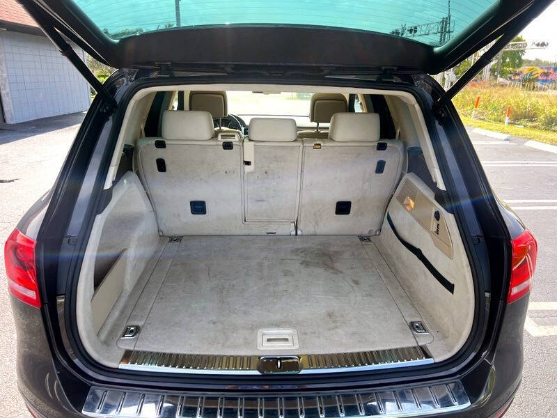 2011 Volkswagen Touareg Hybrid