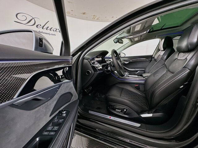 2022 Audi S8 4.0T quattro