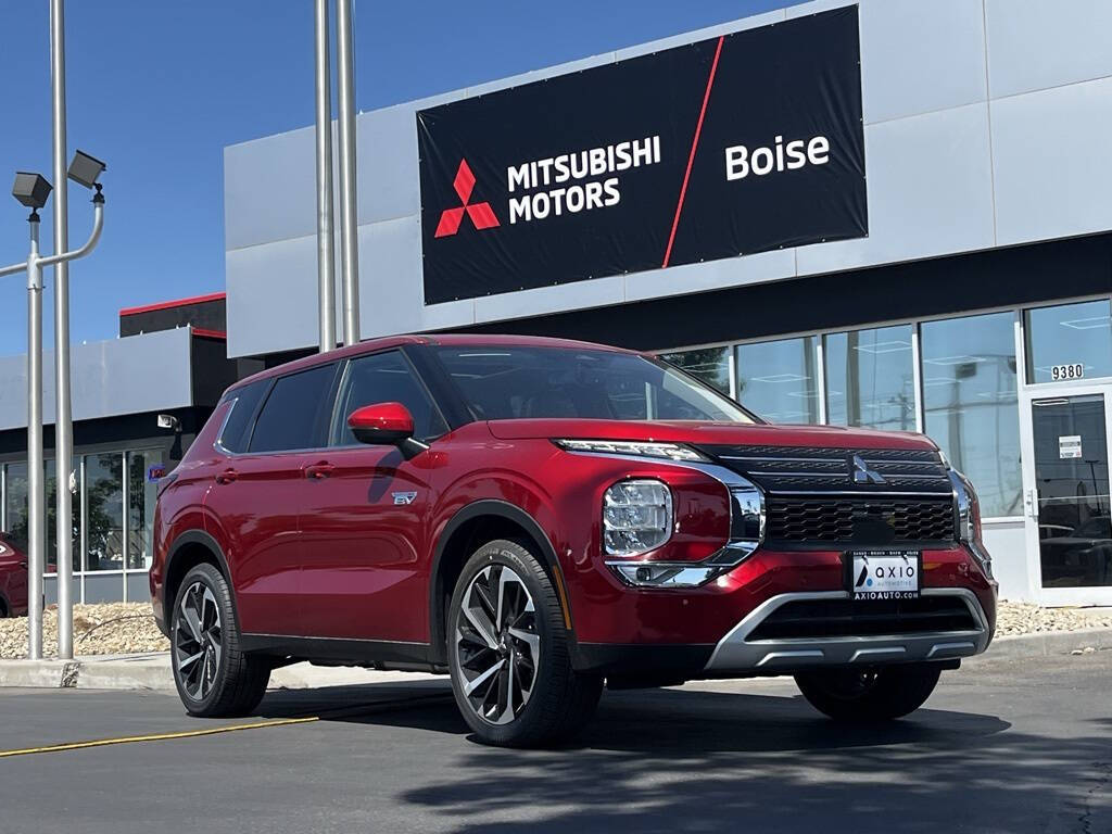 2024 Mitsubishi Outlander PHEV for sale at Axio Auto Boise in Boise, ID