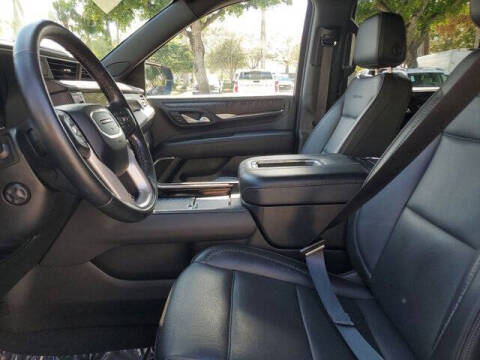 2023 GMC Yukon XL Denali