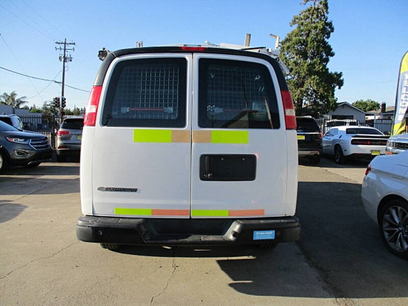 2018 Chevrolet Express 2500