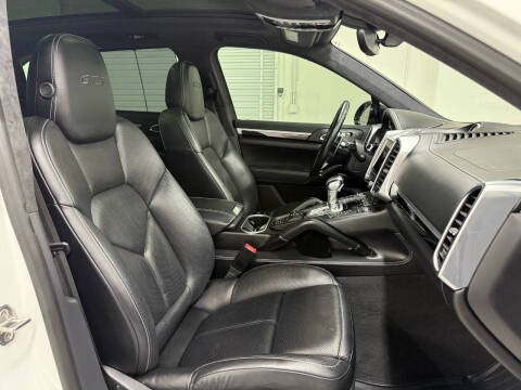 2018 Porsche Cayenne GTS