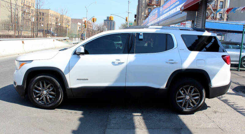 2017 GMC Acadia SLT-1
