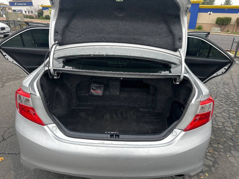 2014 Toyota Camry Hybrid XLE