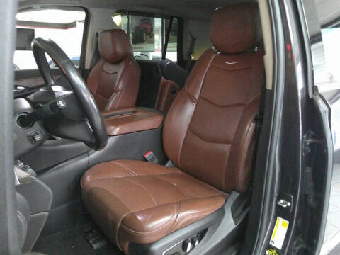 2018 Cadillac Escalade Luxury