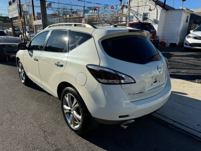 2011 Nissan Murano LE photo 7