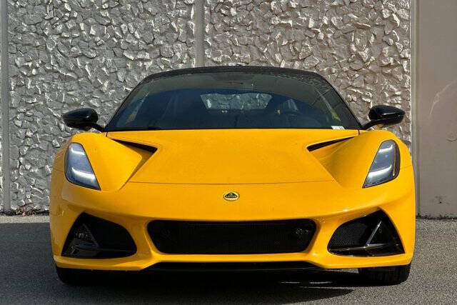 2025 Lotus Emira V6 Base