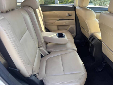 2019 Mitsubishi Outlander