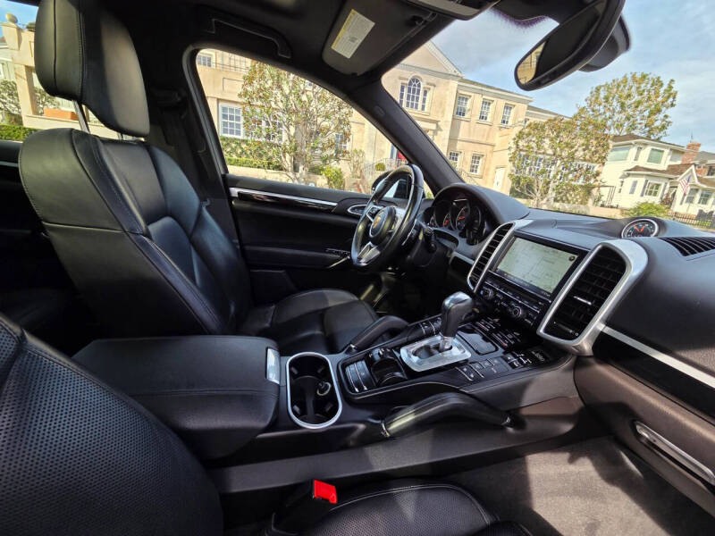 2016 Porsche Cayenne