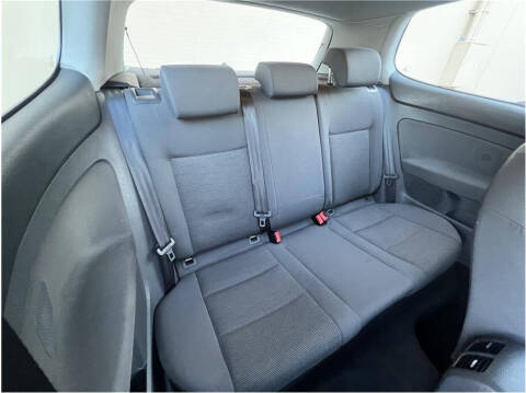 2009 Volkswagen Rabbit S PZEV