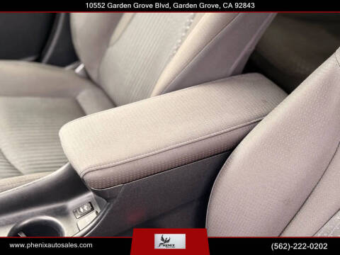 2016 Toyota Prius Two