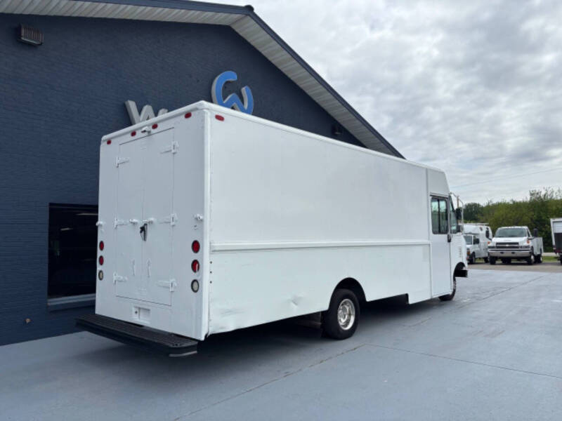 2006 Ford E350 Step Van