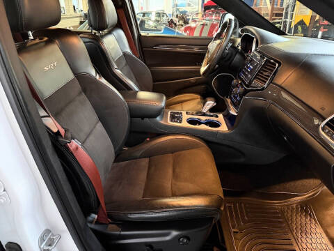 2020 Jeep Grand Cherokee SRT